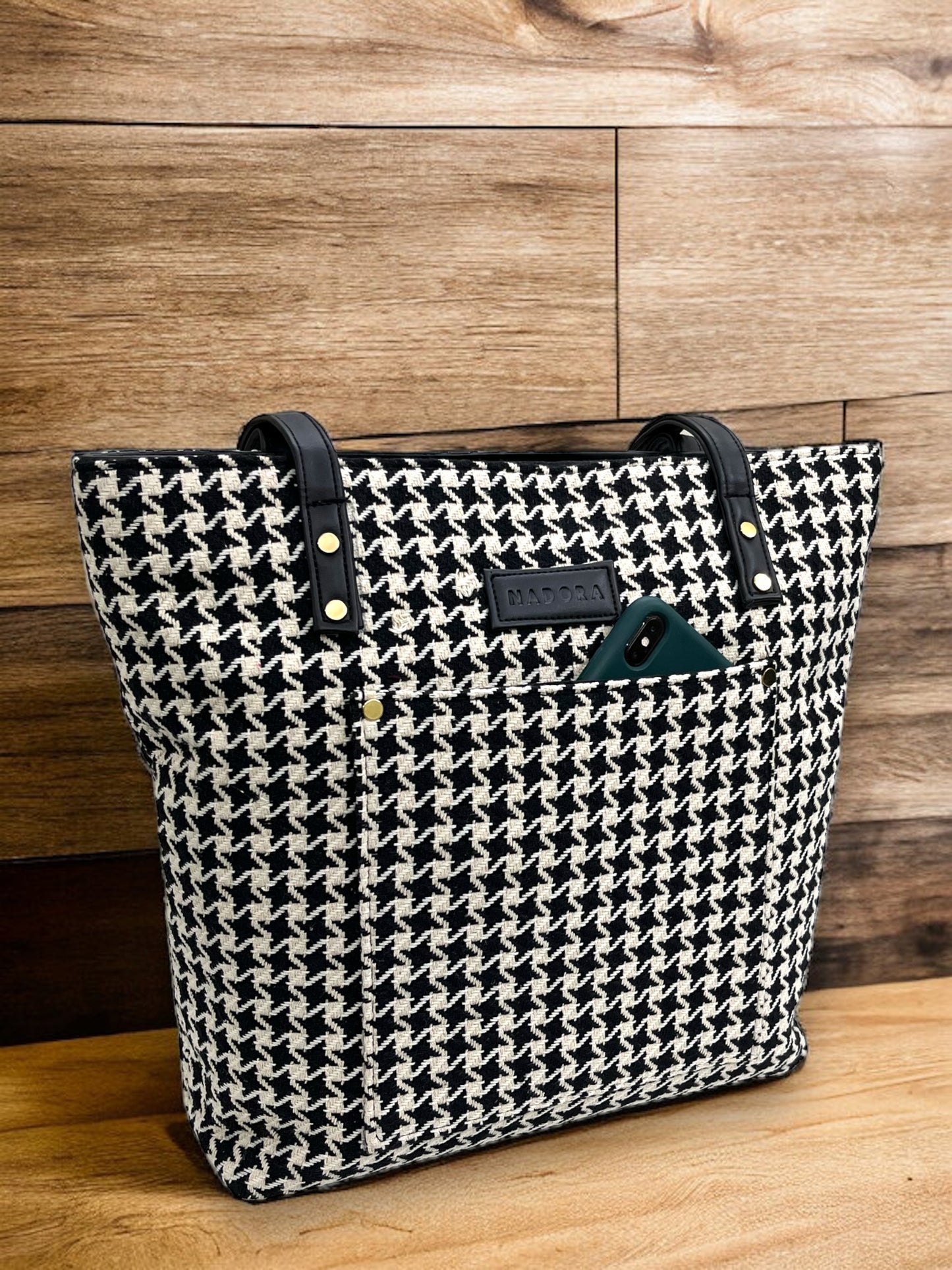 Black Kite Great Grand Tote
