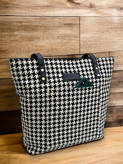 Black Kite Great Grand Tote
