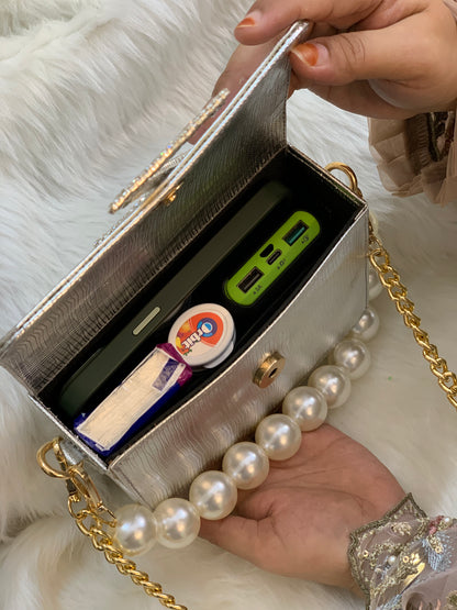 PERSONALIZED SILVERY PEARL CROSSBODY