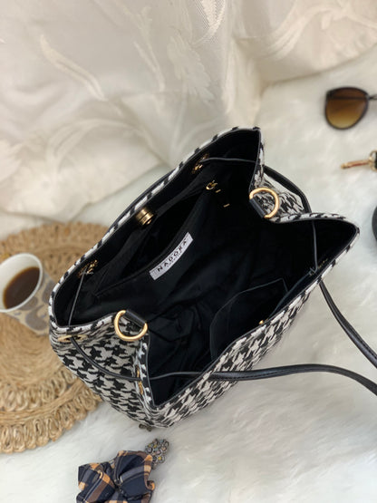 Houndstooth Bucket Bag
