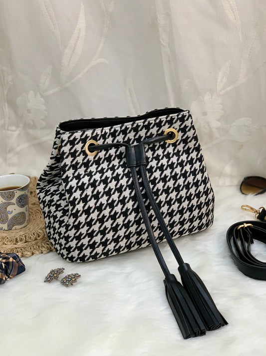 Houndstooth Bucket Bag